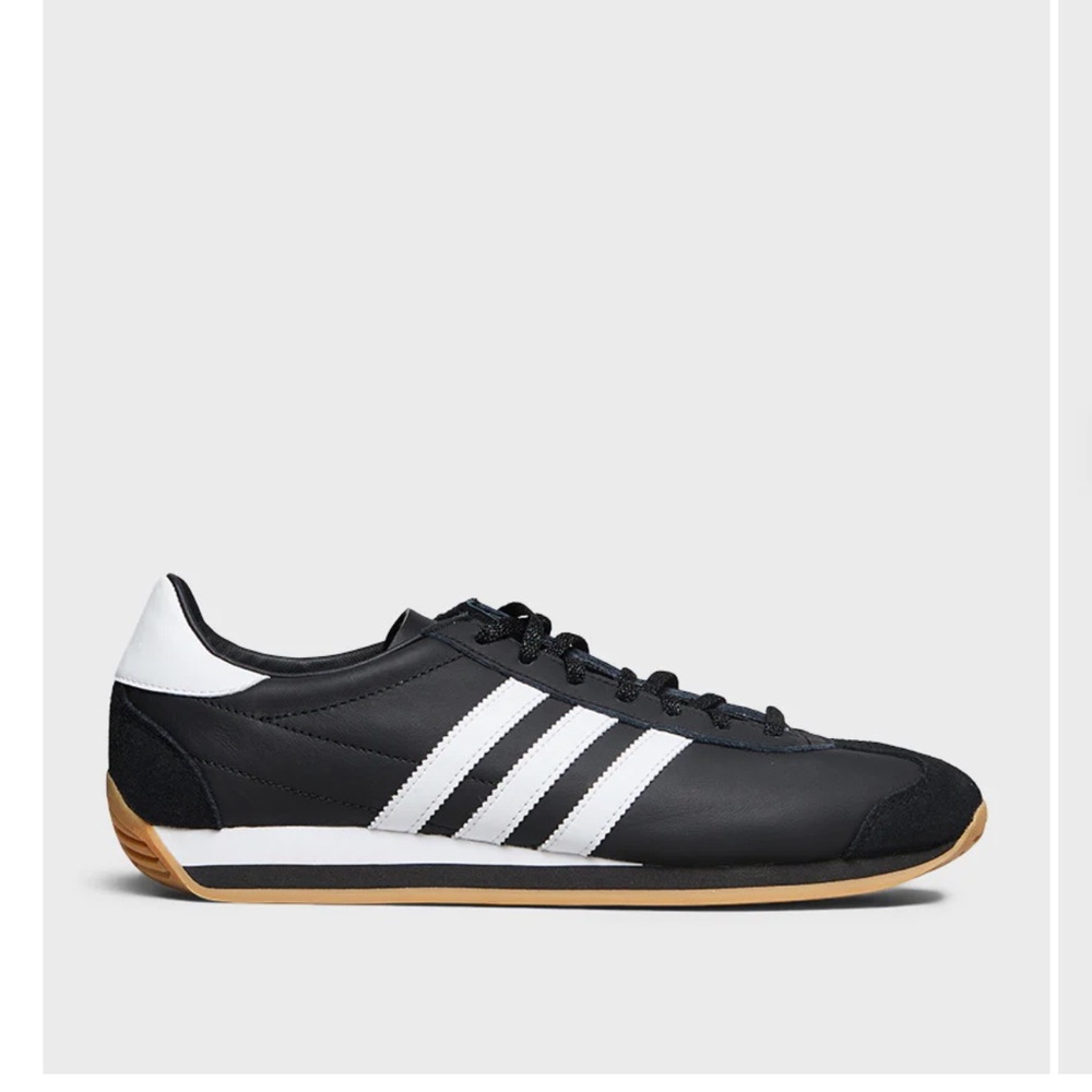adidas Country OG Core Black & White - women’s 5.5 / men’s 4.5